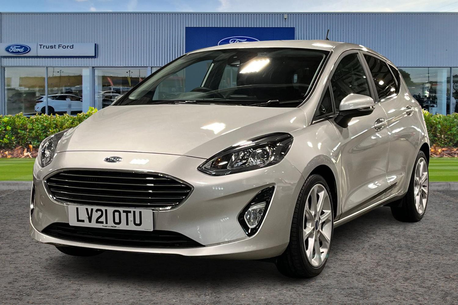 Ford FIESTA Photo 4