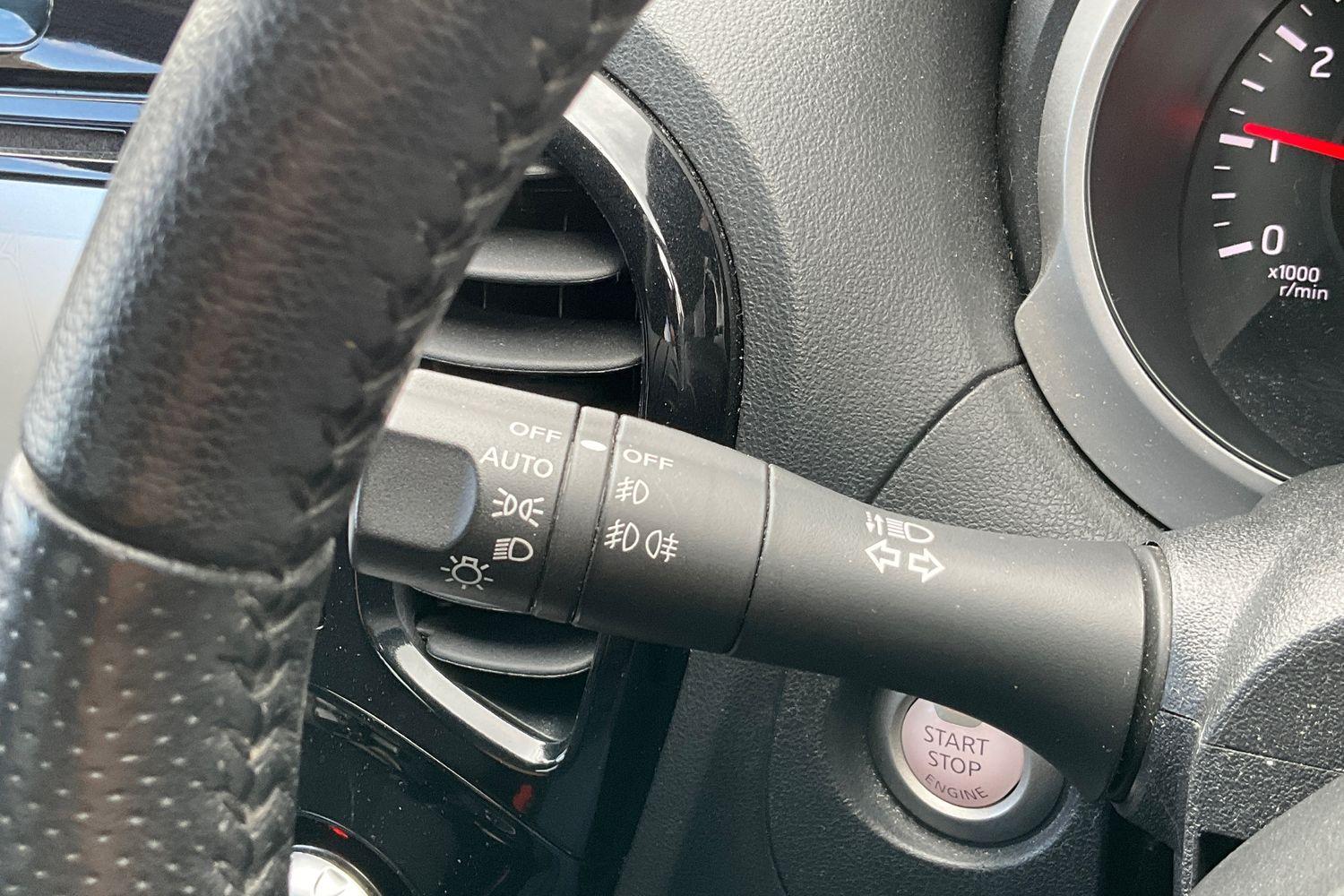 Nissan JUKE Photo 13