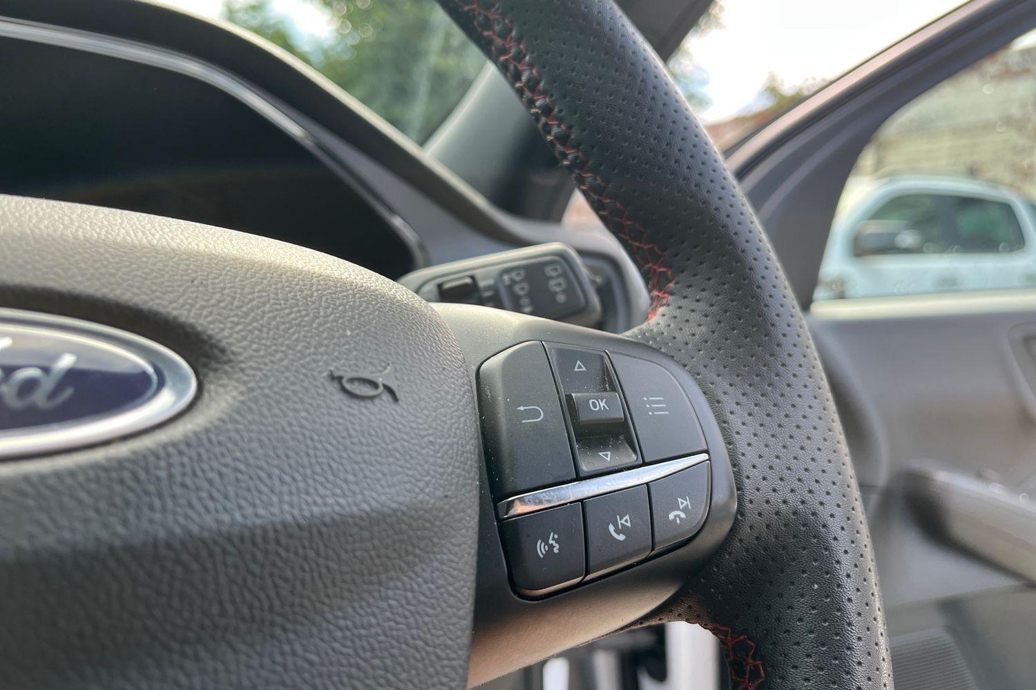 Ford KUGA Photo 27