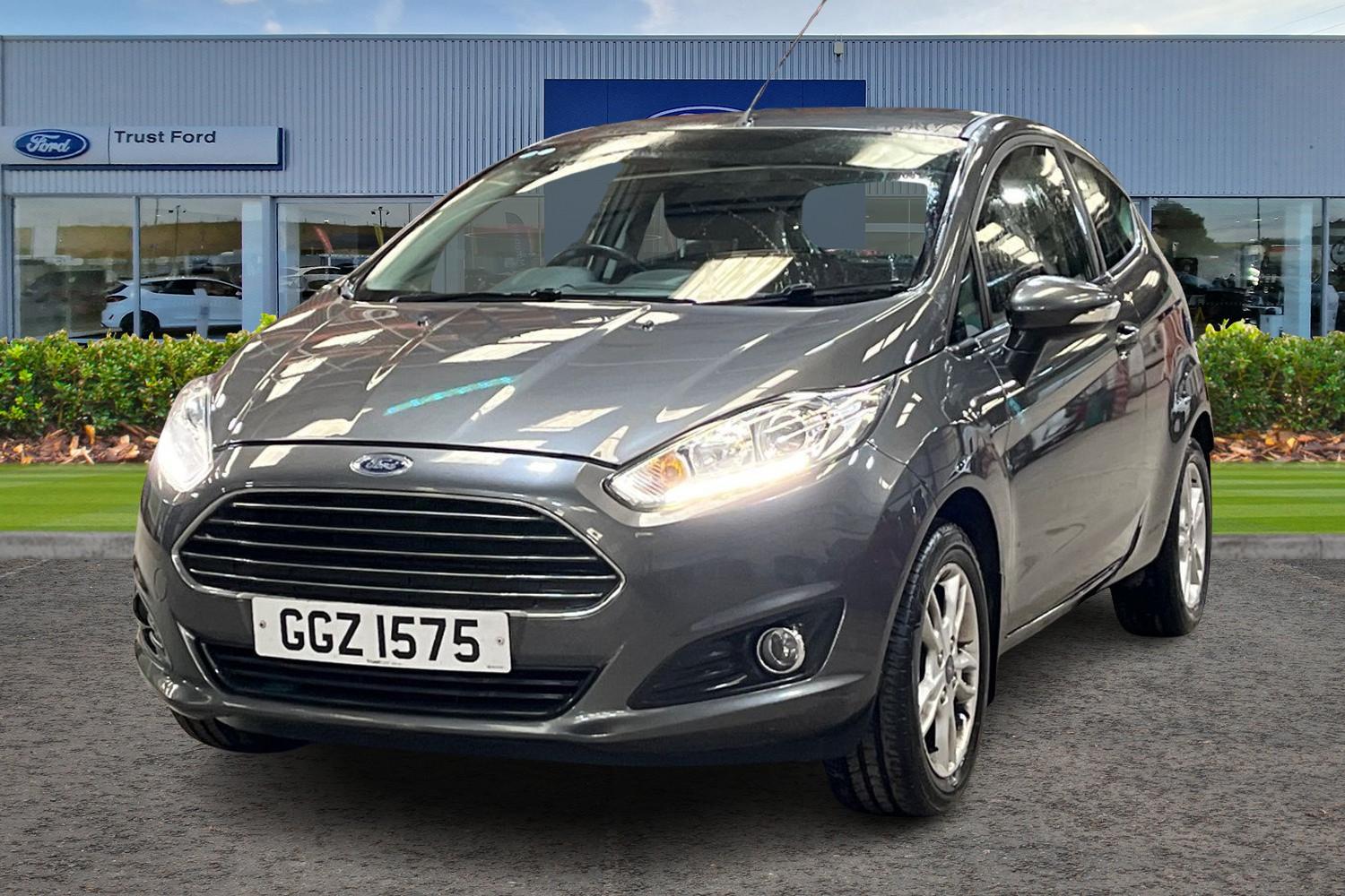 Ford FIESTA Photo 4