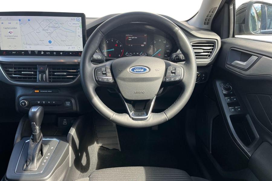 Ford Focus Photo autoimg-ee2e423446c9f39699d874478eb8a68c1e226bc1.jpg