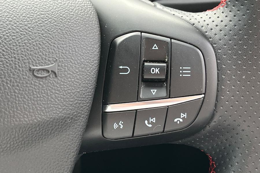 Ford FOCUS Photo autoimg-ee305298baa168ea287d61c2578361ef8ef74951.jpg