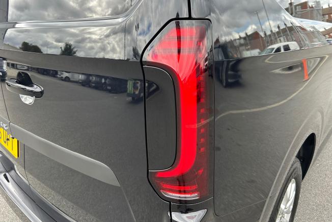 Volkswagen e-Transporter Photo 18