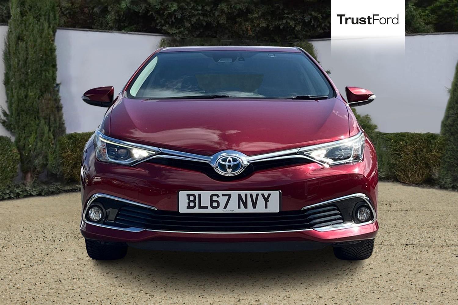 Toyota Auris Photo 5