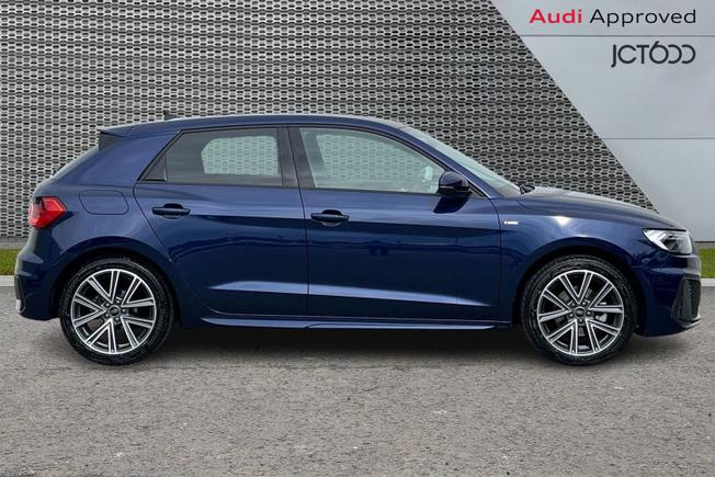 Audi A1 Photo 4