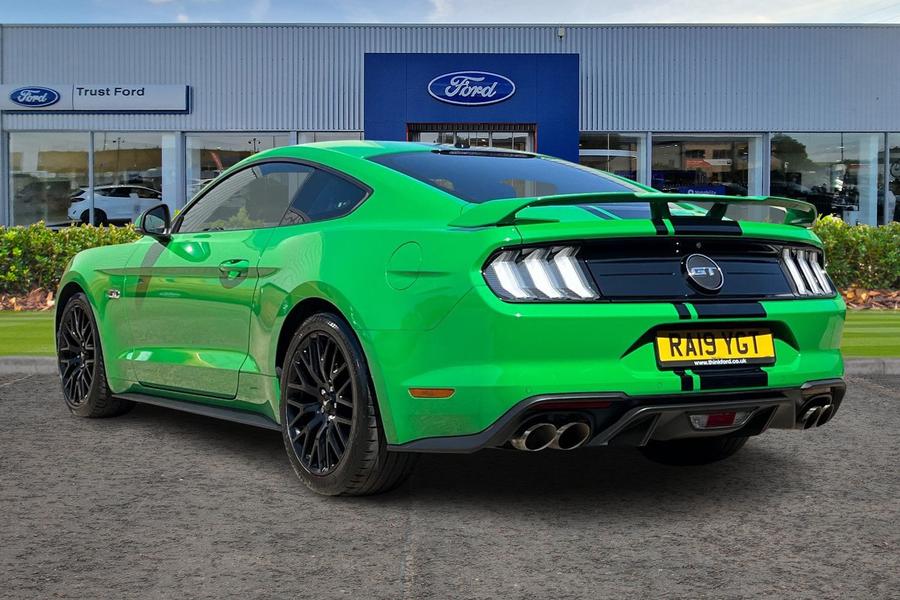 Ford Mustang Photo autoimg-ee4033847f293af4e8cc2db2ecb26161aa555c27.jpg
