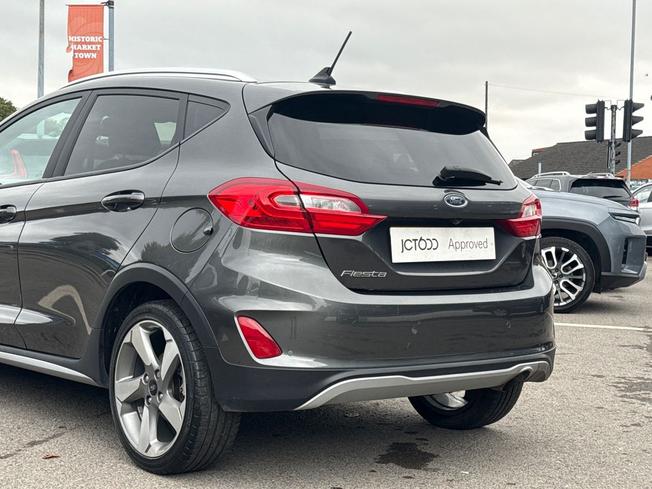 FORD Fiesta Photo 36