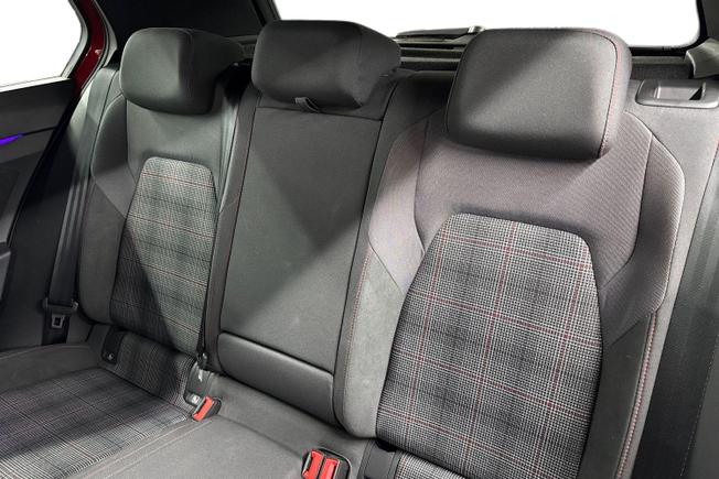 VOLKSWAGEN Golf Photo 9