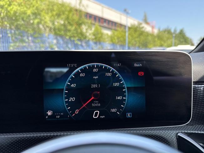 MERCEDES-BENZ A Class Photo 15
