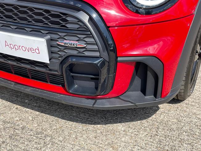 MINI Hatch Photo 22