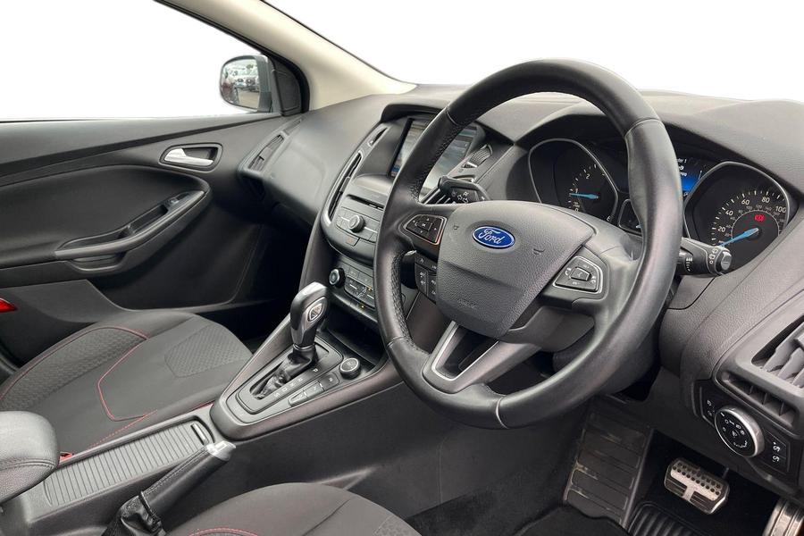 Ford FOCUS Photo autoimg-ee461db1a74a35307a3187c83401658a8dcdc22e.jpg