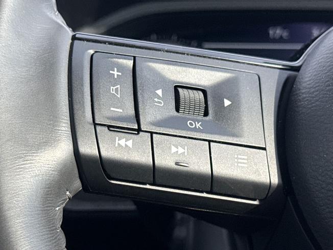 NISSAN Qashqai Photo 16