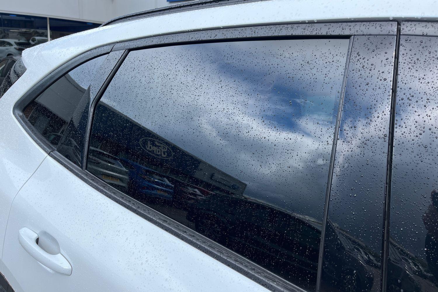 Ford KUGA Photo 38