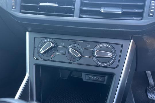 Volkswagen Polo Photo autoimg-ee4ddbf8a52902d772b5e478d5dd876e718db2d3.jpg