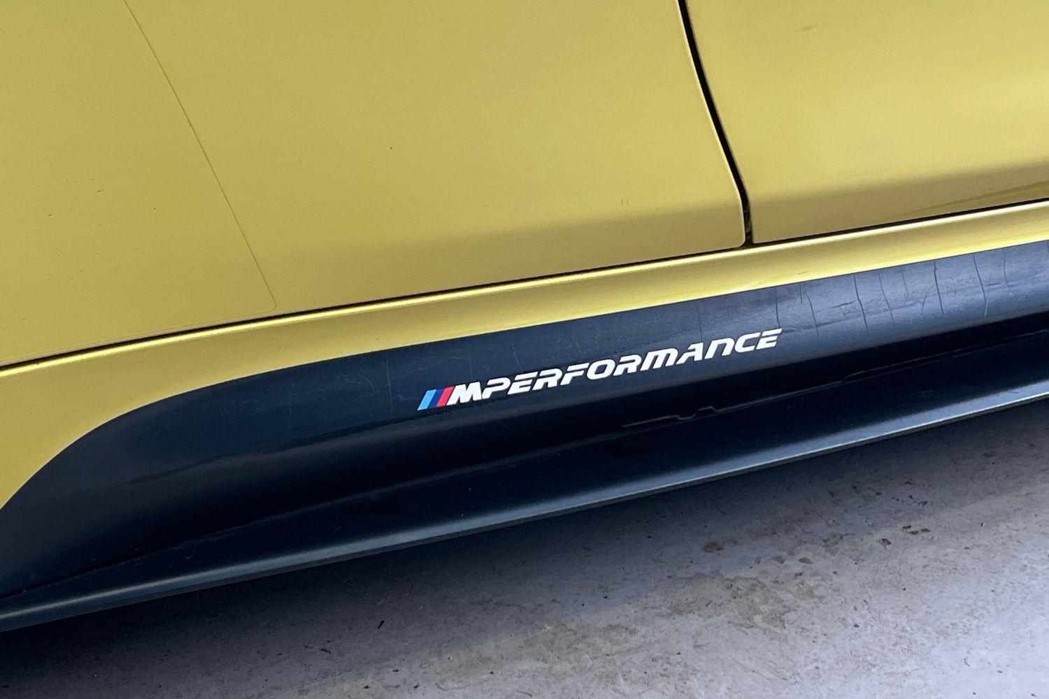 BMW M4 Photo 23