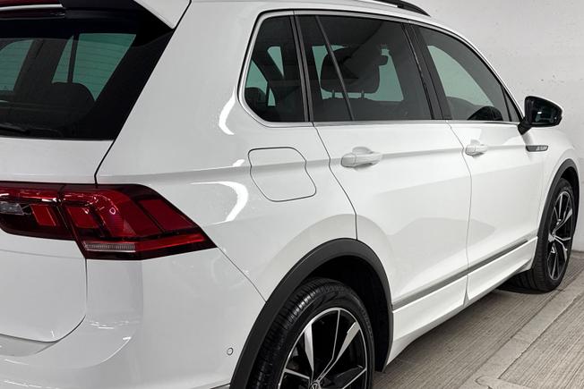 VOLKSWAGEN Tiguan Photo 37