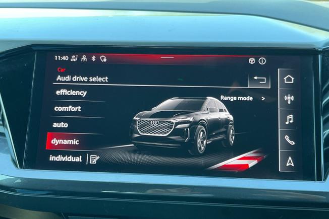 AUDI Q4 E-Tron Photo 23