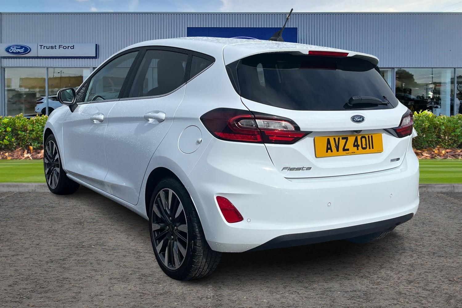 Ford FIESTA Photo 1
