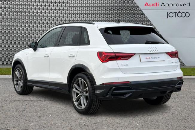 Audi Q3 Photo 3