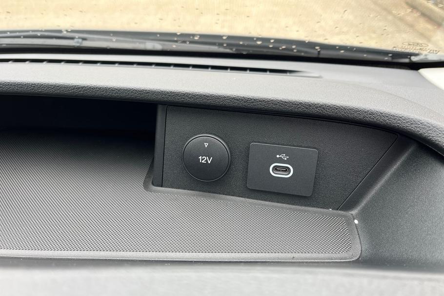 Used Ford E-Transit 37