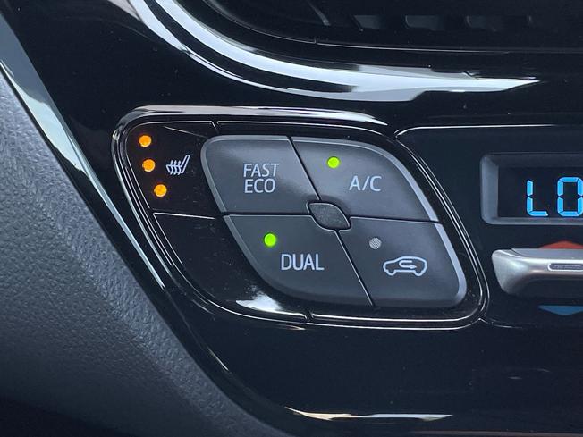 TOYOTA C-Hr Photo 43