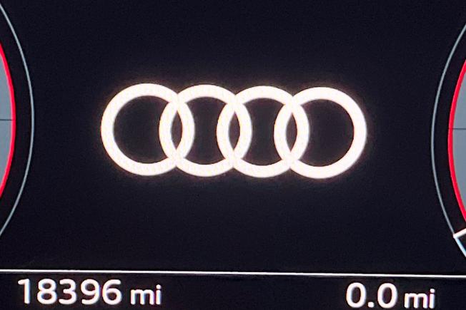 AUDI Q3 Photo 15