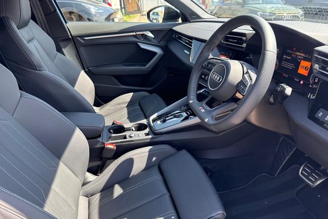 AUDI A3 Photo 38