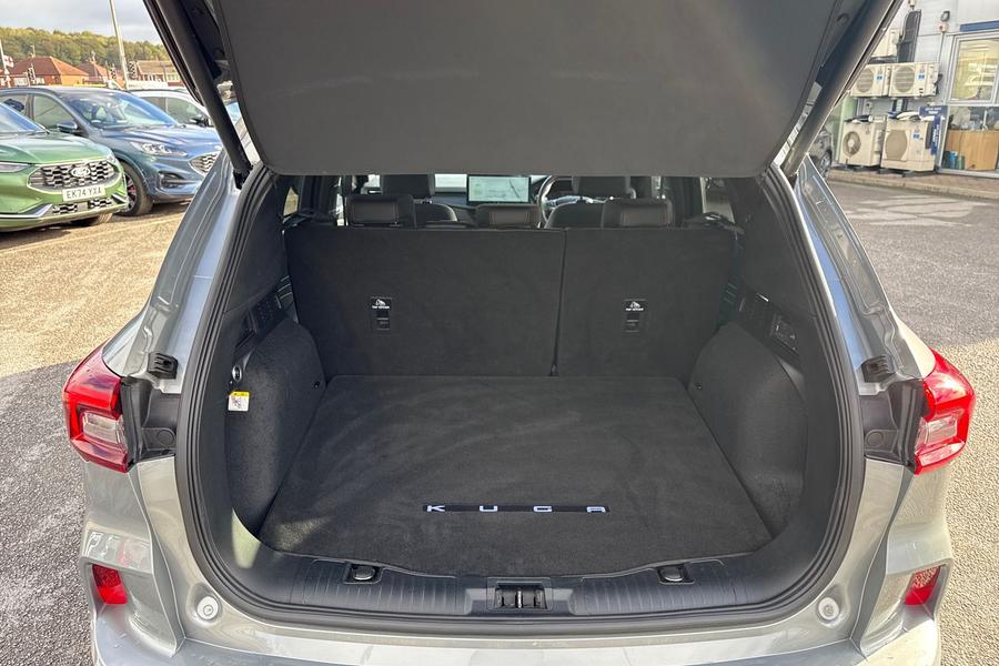 Ford KUGA Photo autoimg-ee5cd6389010d0d7b75869cf549499bbf30a0e17.jpg