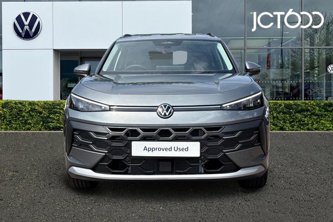 VOLKSWAGEN T-Roc Photo 8