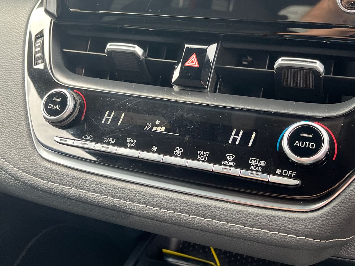 Toyota Corolla Photo 12