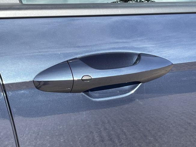 HYUNDAI Kona Photo 24
