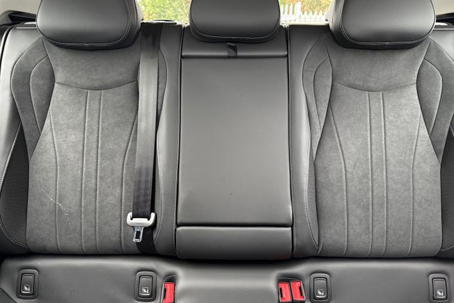 VOLKSWAGEN T-Roc Photo 40