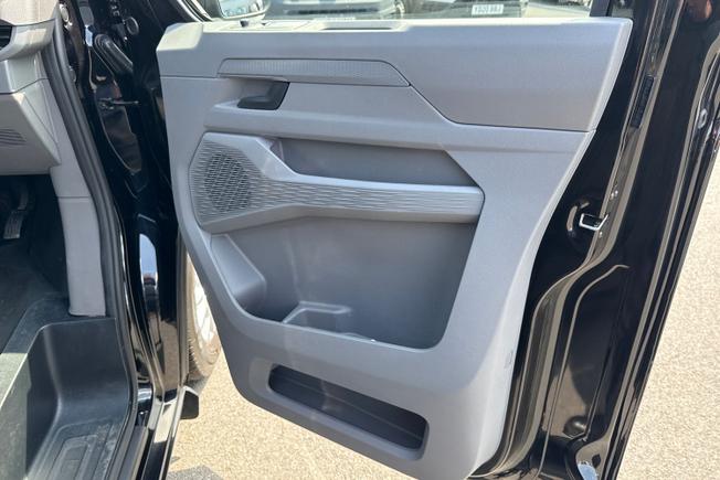 VOLKSWAGEN Transporter Photo 38
