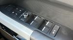 Land Rover Defender Photo 24