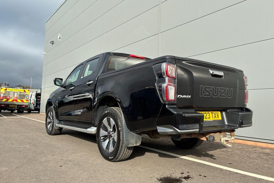 Isuzu D-MAX Photo autoimg-ee762d751250884dfe18bed18447f2b6e50b179b.jpg