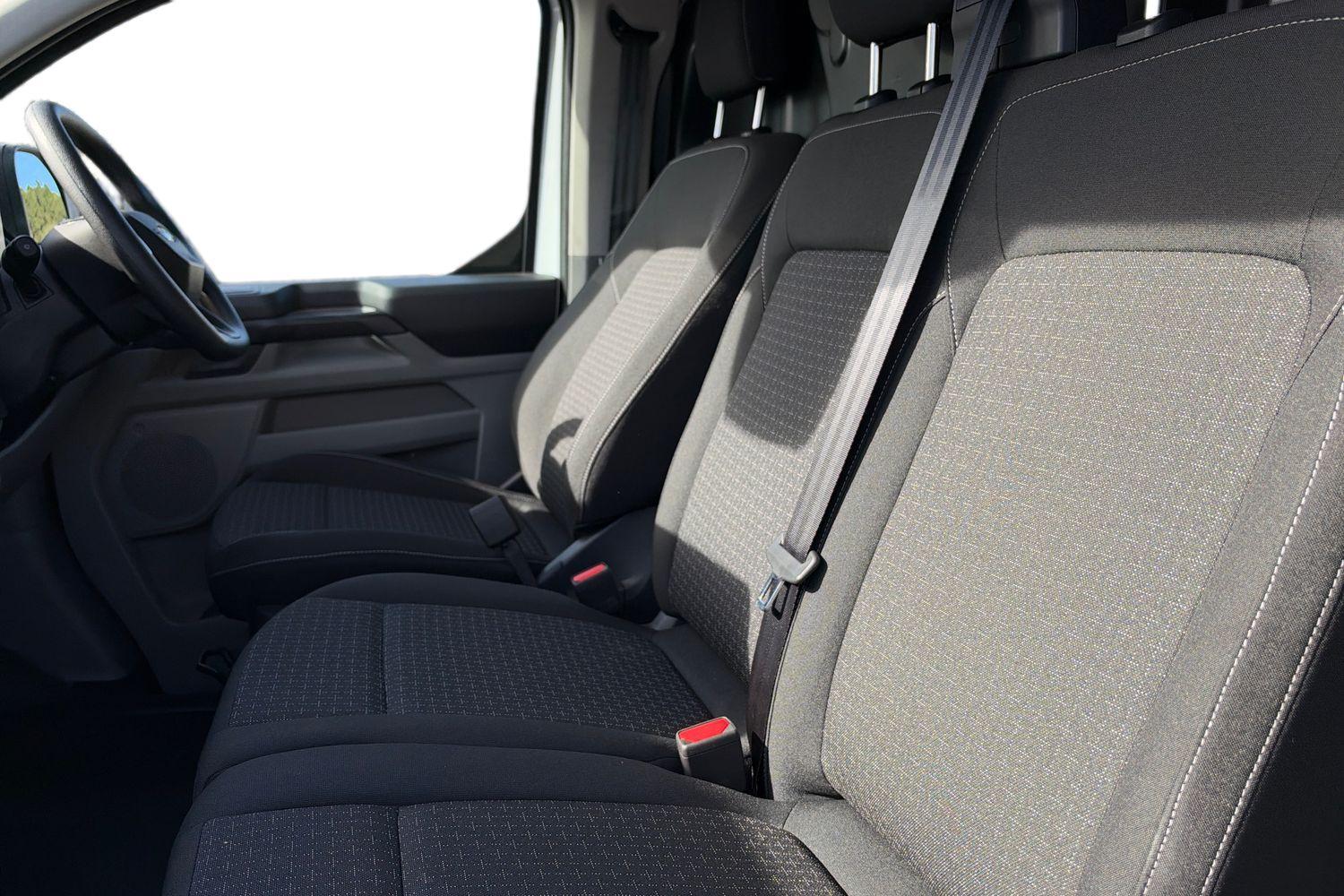 Ford E-TRANSIT CUSTOM Photo 9