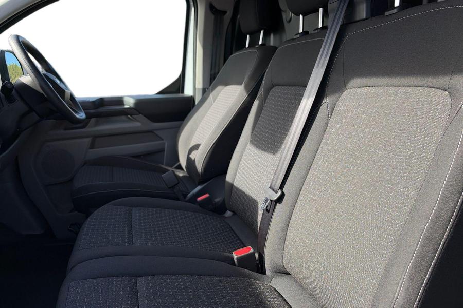 Ford E-TRANSIT CUSTOM Photo autoimg-ee77b23758358ef03d531d28be7835aa7ffc3887.jpg