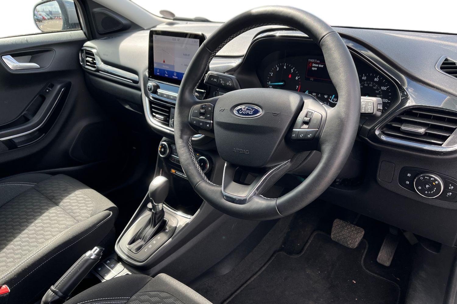 Ford PUMA Photo 8
