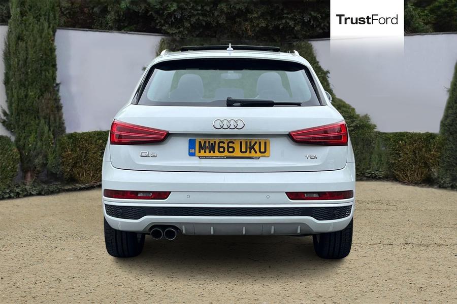 Audi Q3 Photo autoimg-ee7ac15c06659b179928a9107840d3c5e2cb8636.jpg
