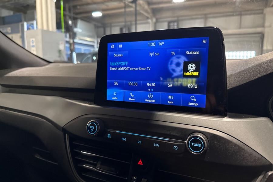 Ford FOCUS Photo autoimg-ee8307da2bd25e3876844d0a6462cdf0a2972a2a.jpg