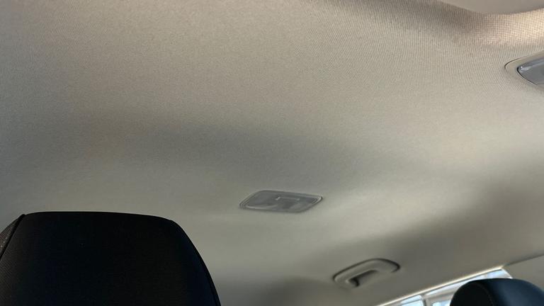 Used Kia Stonic WG24UWO 17