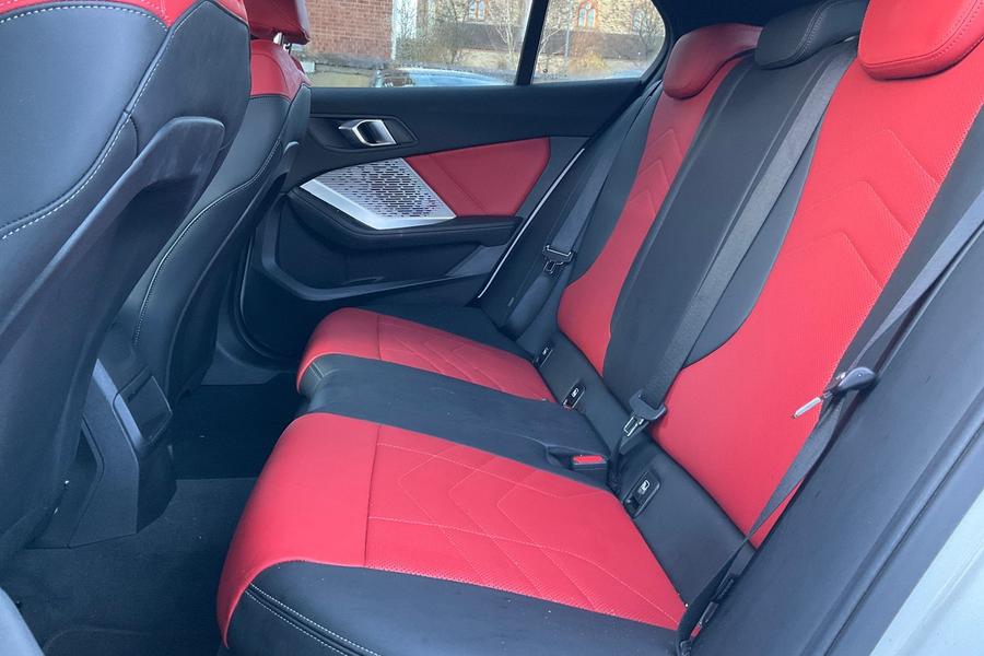 BMW 1 SERIES Photo autoimg-ee88897eb98f0fa70e929872dfc01ac5e2969602.jpg