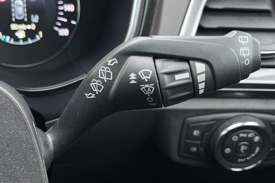 Used Ford MONDEO YM70WKG 15