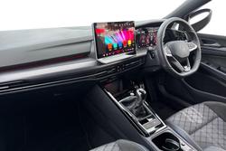 Volkswagen Golf Photo 2
