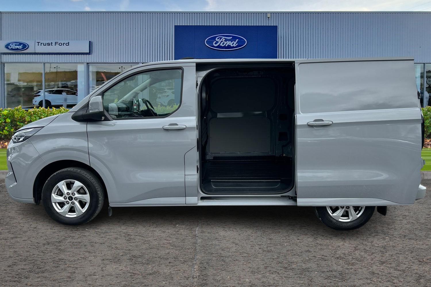 Ford TRANSIT CUSTOM Photo 5