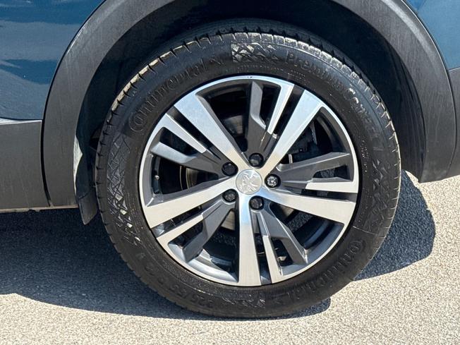 PEUGEOT 5008 Photo 5