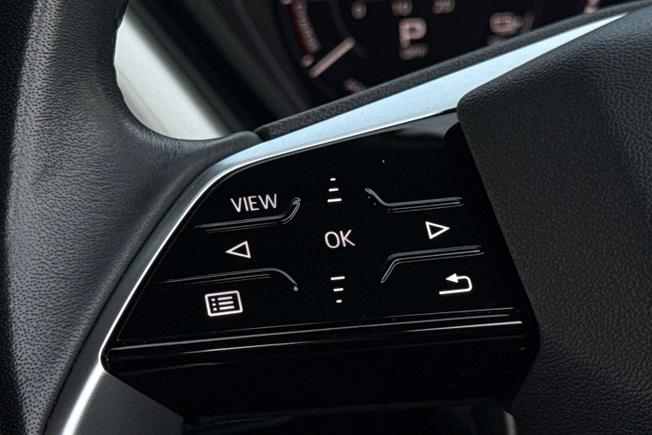 AUDI Q4 E-Tron Photo 16