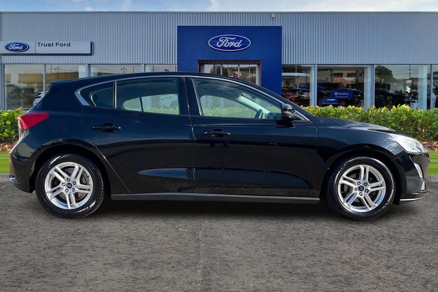 Ford Focus Photo autoimg-eea371e421379be3b7400dde355a497b9fdb46dc.jpg