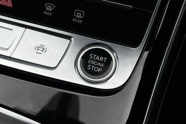AUDI A8 Photo 34