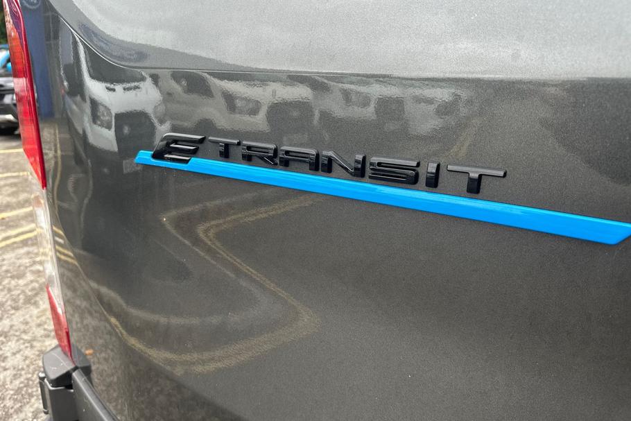 Used Ford E-TRANSIT 20
